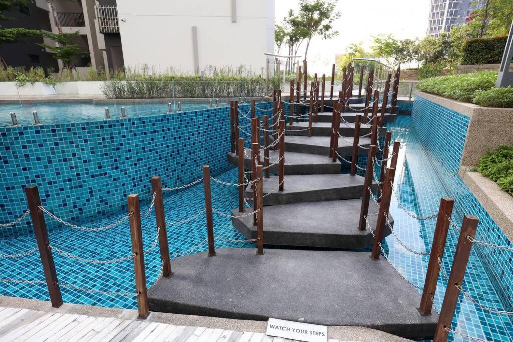 Elegant Homes 9Pax 5Bed Sunway Pyramid-Lagoon 2 Car Park Petaling Jaya Ngoại thất bức ảnh