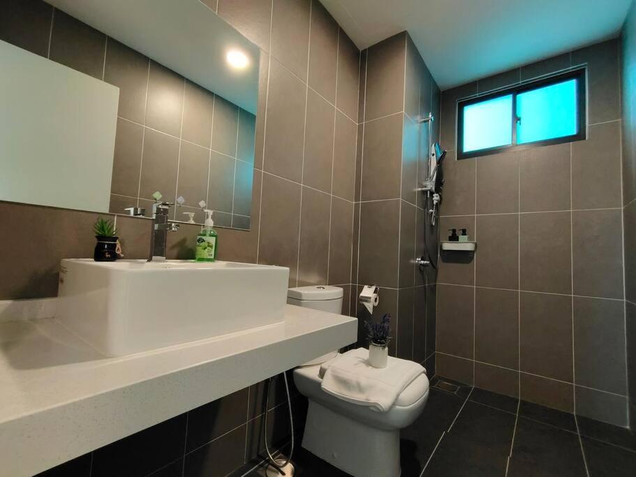 Elegant Homes 9Pax 5Bed Sunway Pyramid-Lagoon 2 Car Park Petaling Jaya Ngoại thất bức ảnh