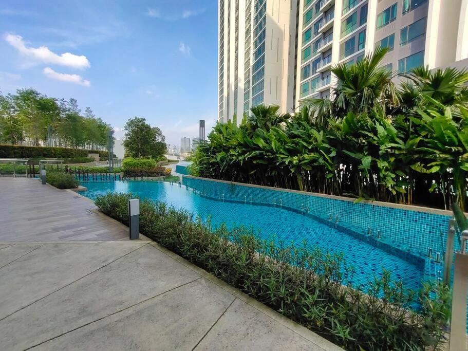 Elegant Homes 9Pax 5Bed Sunway Pyramid-Lagoon 2 Car Park Petaling Jaya Ngoại thất bức ảnh