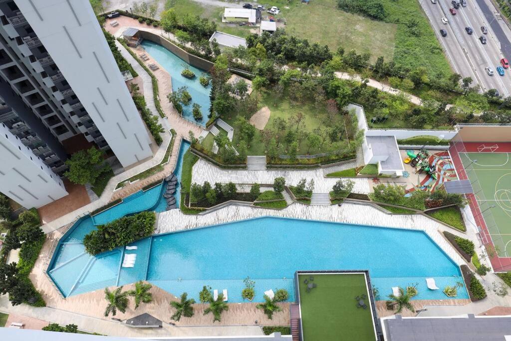 Elegant Homes 9Pax 5Bed Sunway Pyramid-Lagoon 2 Car Park Petaling Jaya Ngoại thất bức ảnh